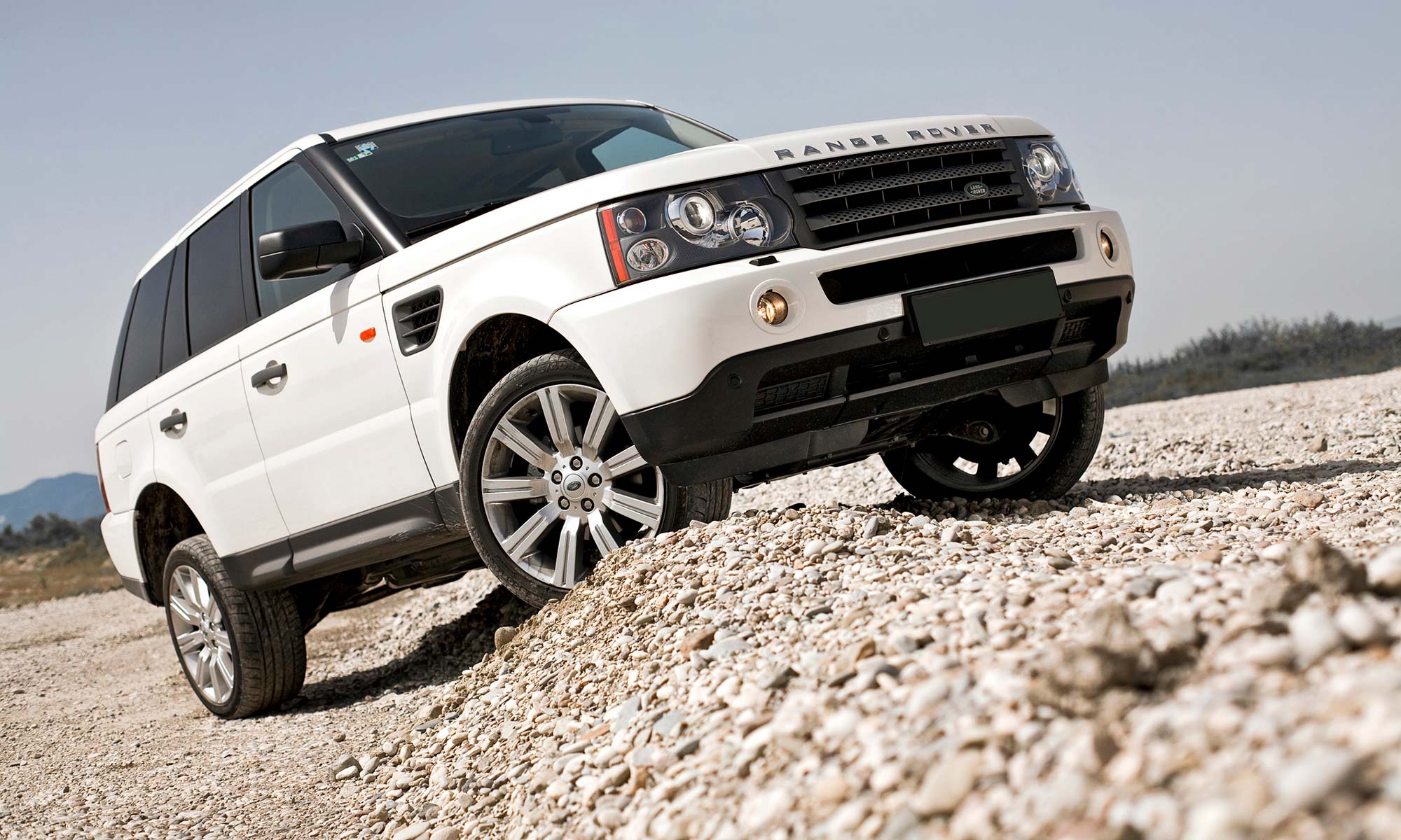 AlTareef_Range-Rover_Repaiir